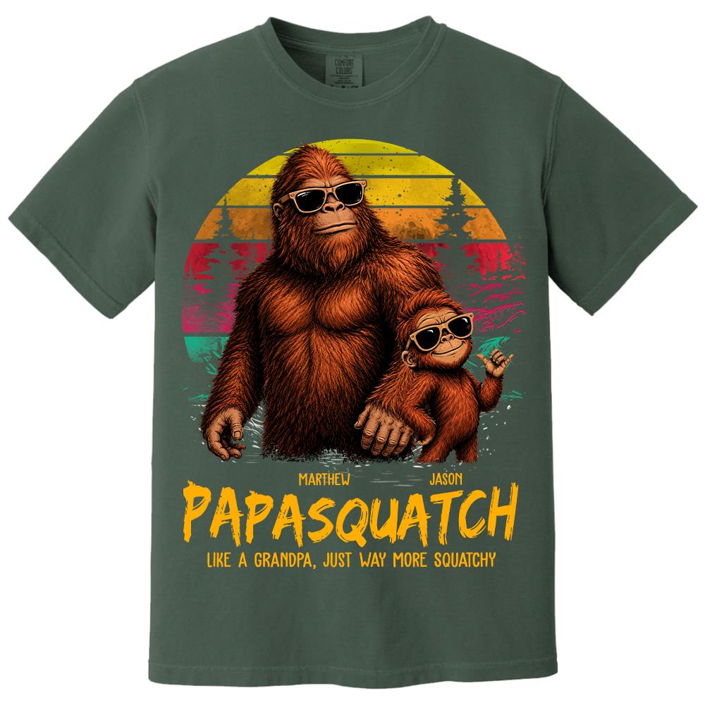 Personalized Papasquatch, Like A Grandpa, Just Way More Squatchy T-Shirt Father Day Gifts for Dad Funny Papa Tshirt Cool Daddy Bigfoot Tee, Vintage Style Hv01