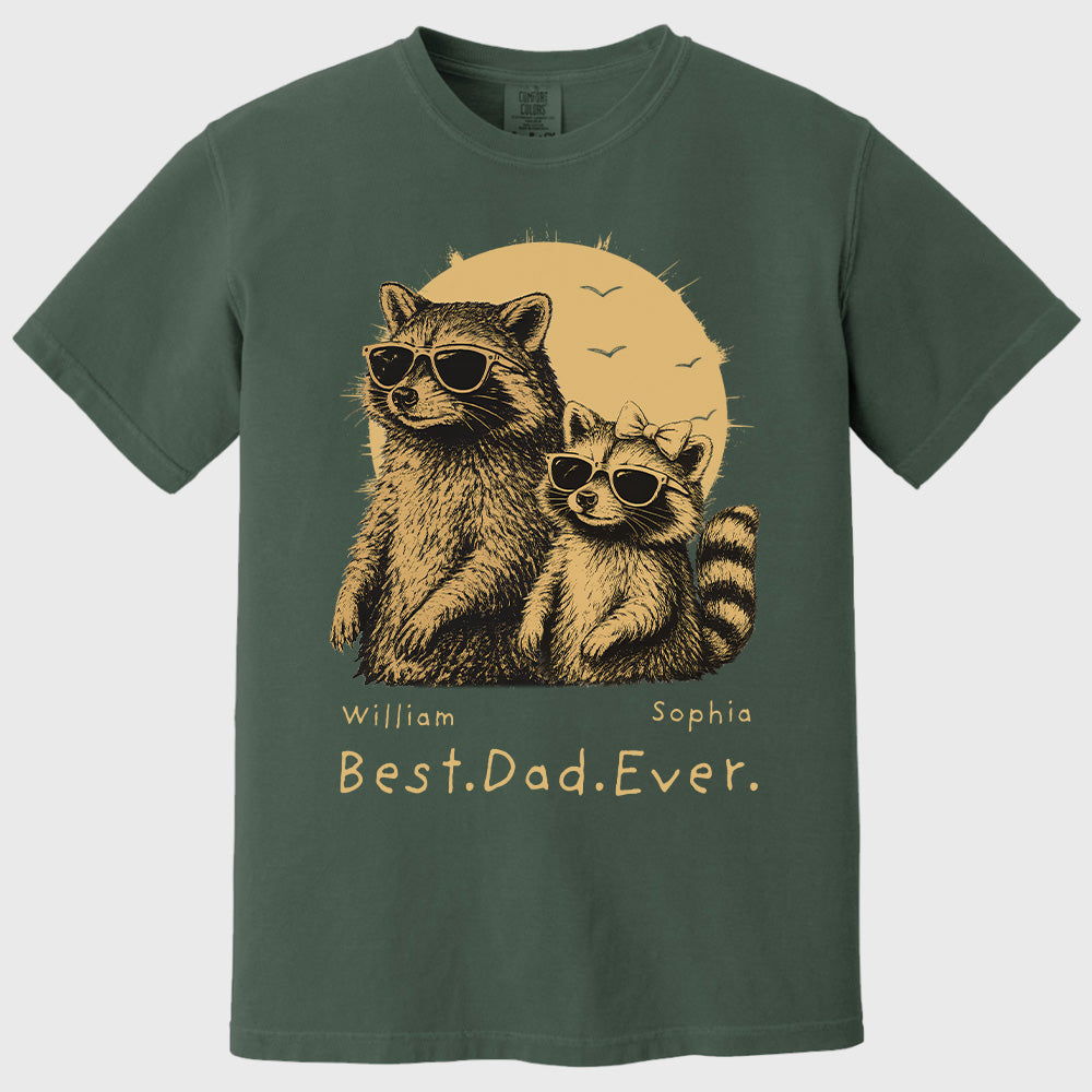 Raccoon Dad Personalized T-Shirt – Best Dad Ever Funny Papa Tee, Cool Daddy Raccoon Shirt, Father’s Day Gift for Dad Na02 Pt99