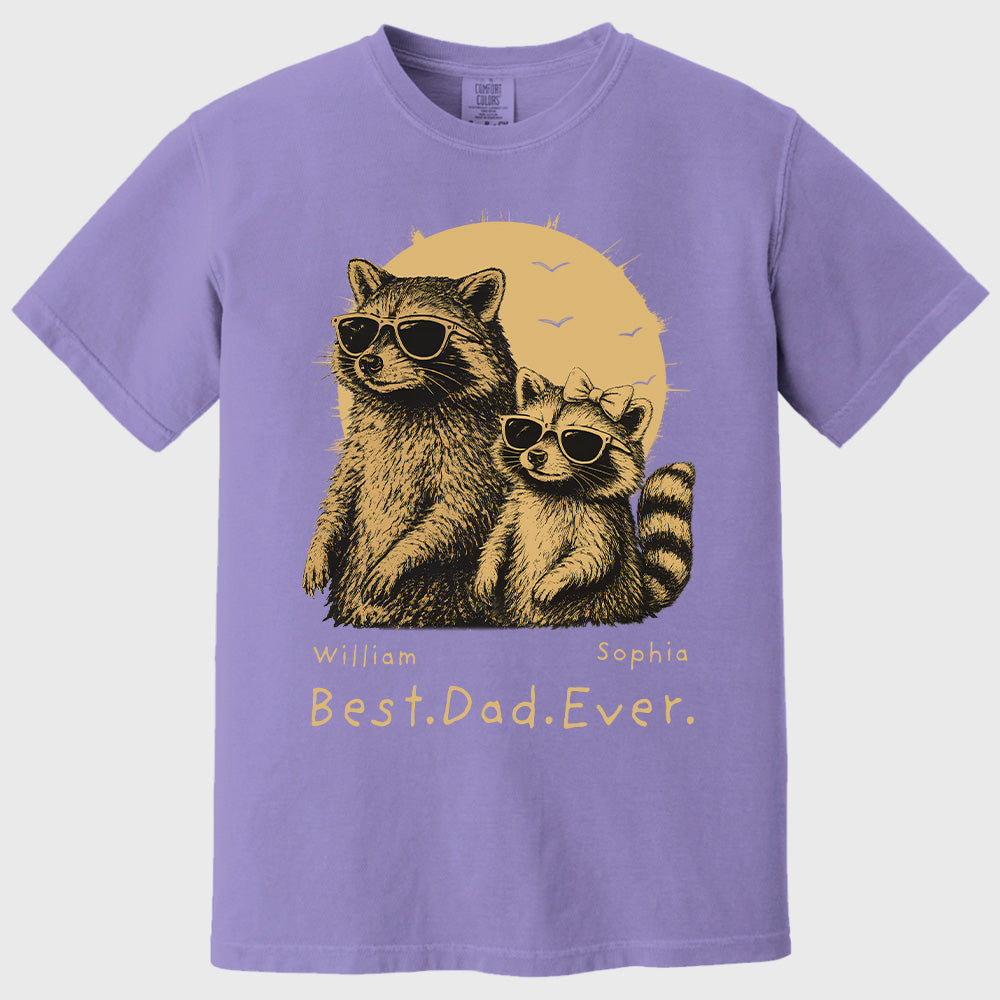 Raccoon Dad Personalized T-Shirt – Best Dad Ever Funny Papa Tee, Cool Daddy Raccoon Shirt, Father’s Day Gift for Dad Na02 Pt99