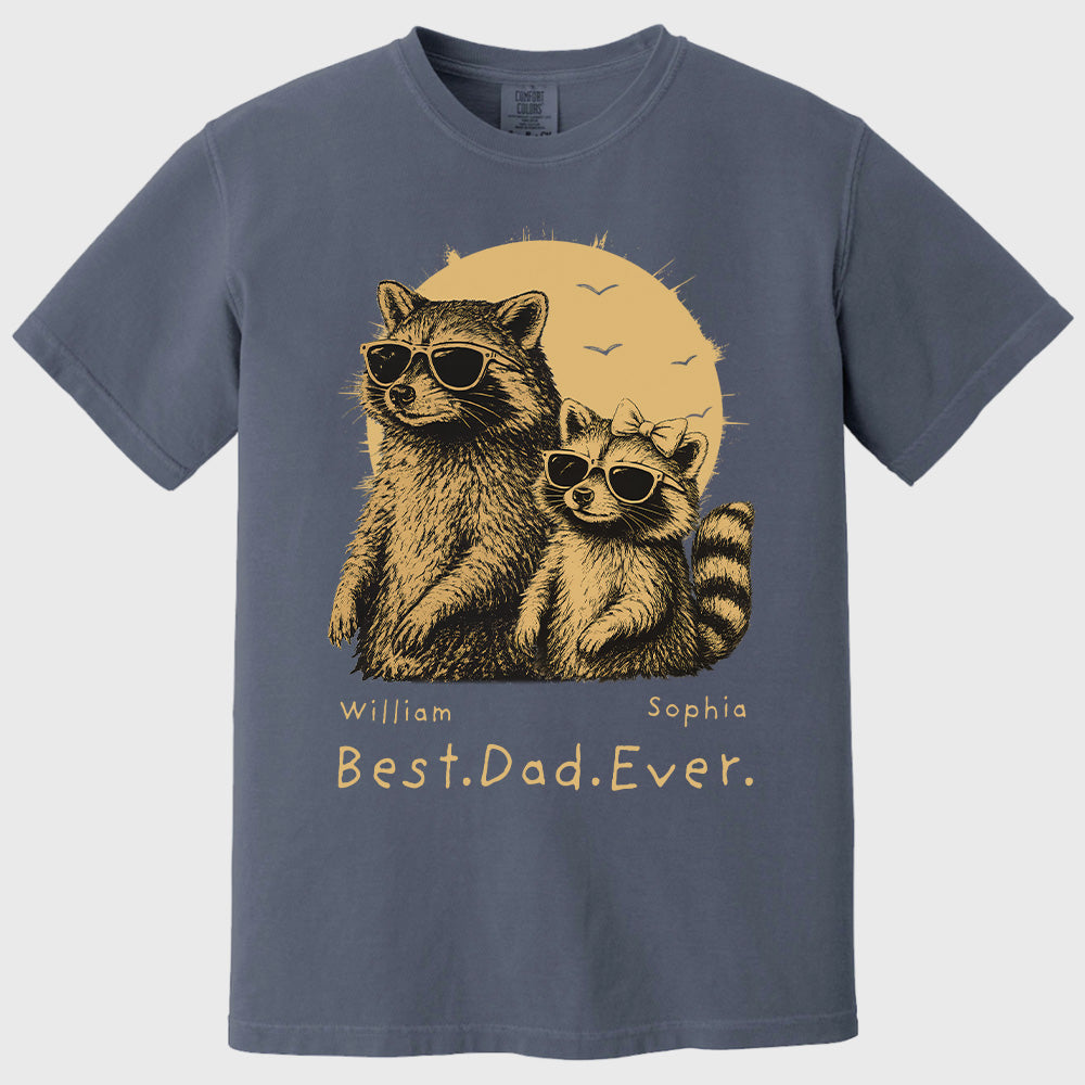 Raccoon Dad Personalized T-Shirt – Best Dad Ever Funny Papa Tee, Cool Daddy Raccoon Shirt, Father’s Day Gift for Dad Na02 Pt99